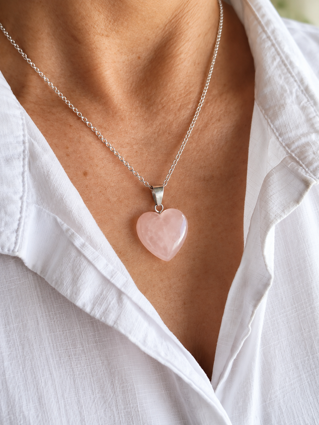 Mauri Aura – Rose Heart Pendant